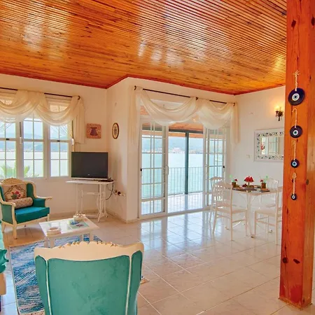 Seaside Summer House, 2nd Floor Διαμέρισμα Φετιγιέ