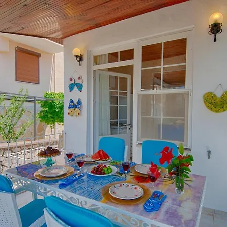 Seaside Summer House, 2nd Floor * 费特希耶