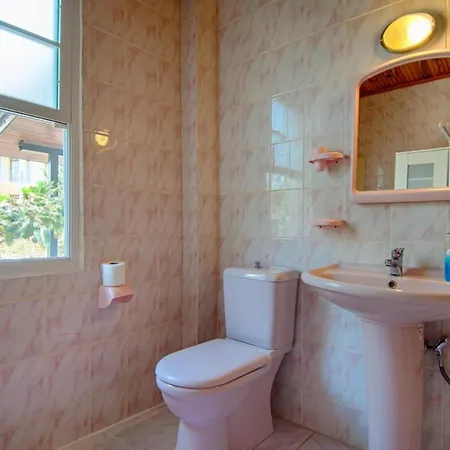 Seaside Summer House, 2nd Floor Διαμέρισμα Φετιγιέ
